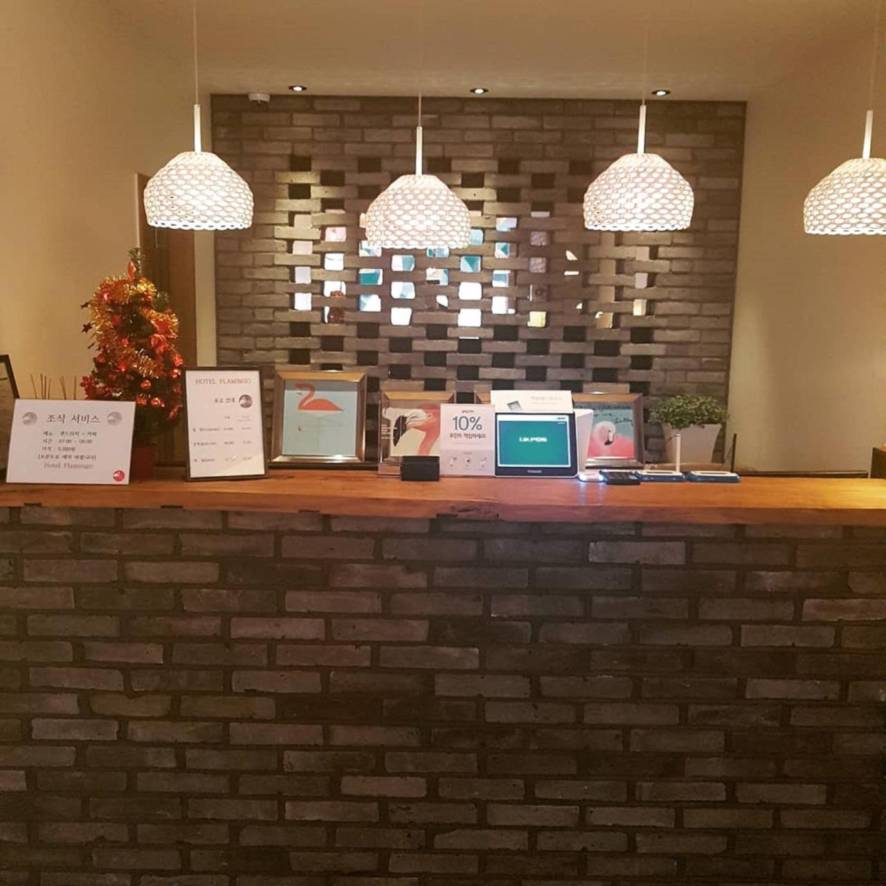 Hotel Flamingo Tedzson Kültér fotó