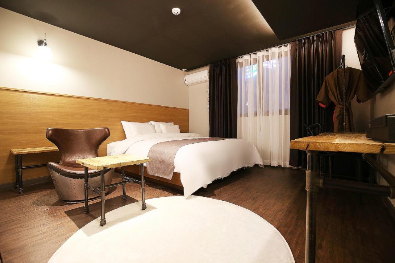 Hotel Flamingo Tedzson Kültér fotó