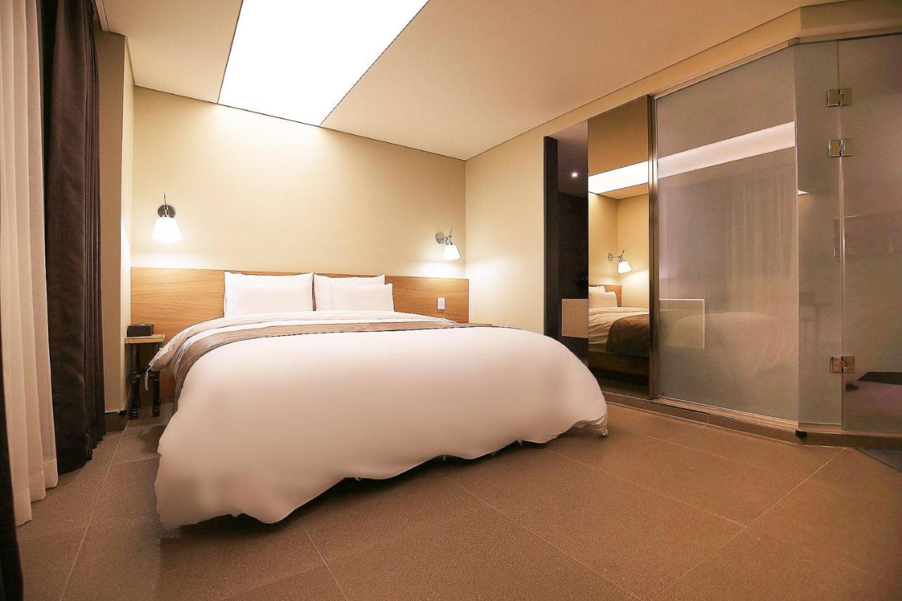 Hotel Flamingo Tedzson Kültér fotó