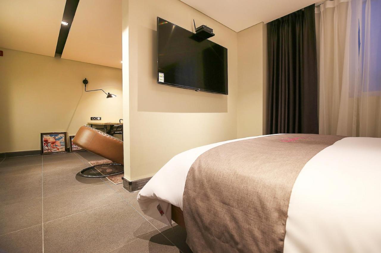 Hotel Flamingo Tedzson Kültér fotó